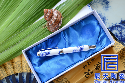 陶瓷草草视频播放器APP下载笔