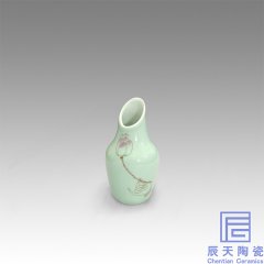 <b>青釉小草草直播APP视频在线观看摆件价格  景德镇陶瓷草草直播APP视频在线观看厂家</b>